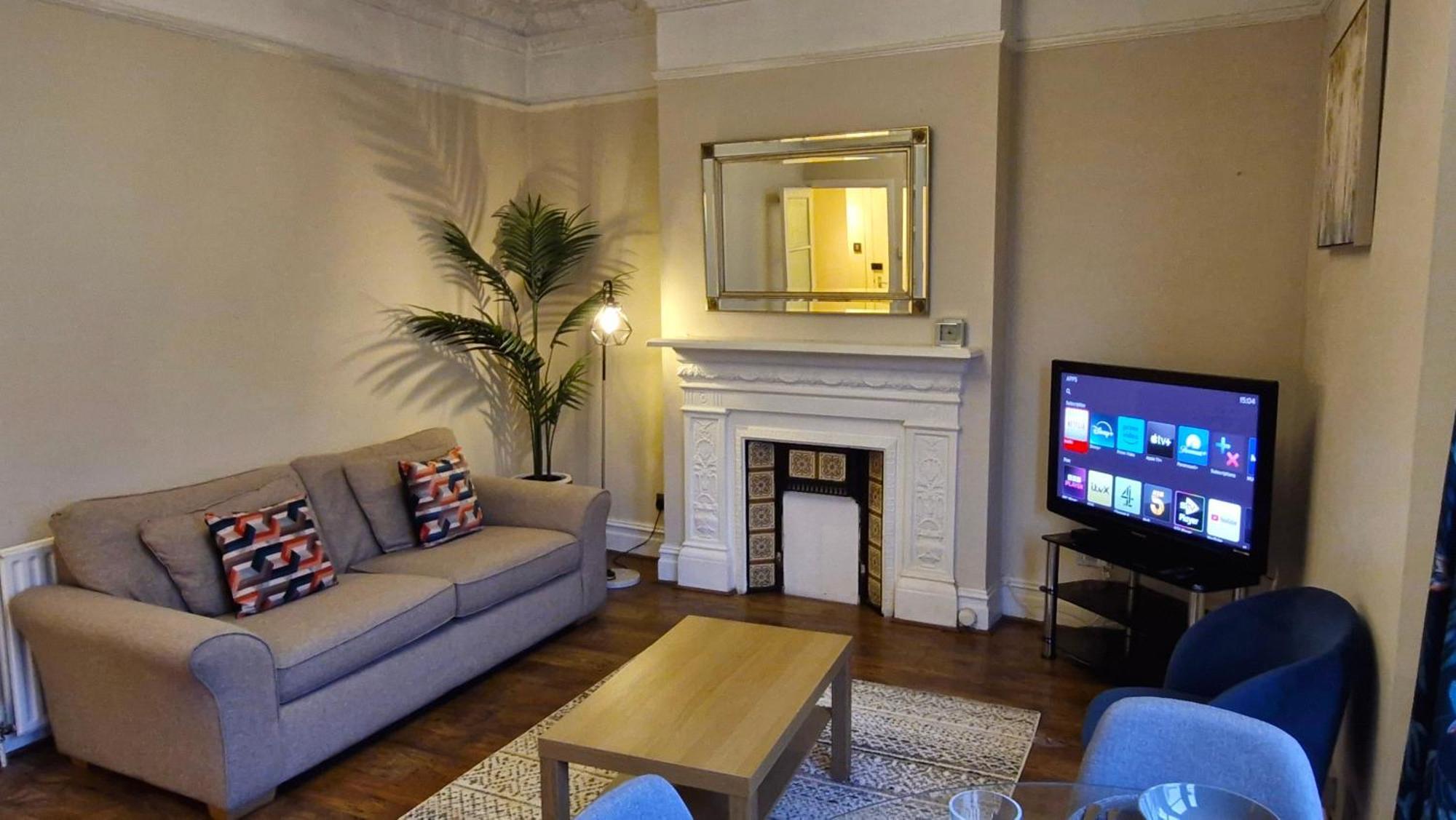 Charming Flat In Wimbledon Apartment Londra Exterior foto